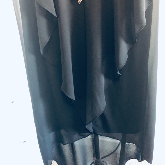 Thalia high low dress detachable gold tone detail - Picture 4 of 6